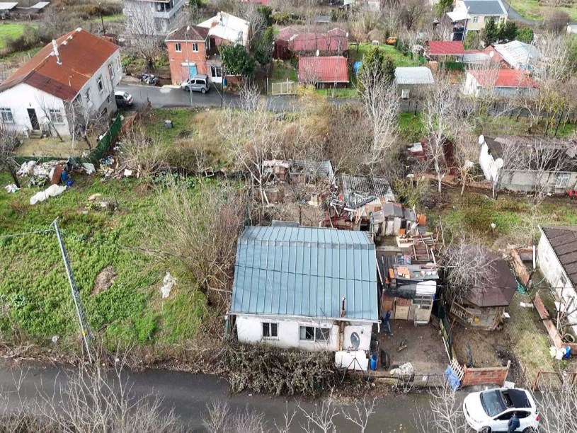 Arnavutköy Baklalıda Satılık Müstakil Ev , Merkezde Yapı Kayıt Belgeli Arsası 352 m2 