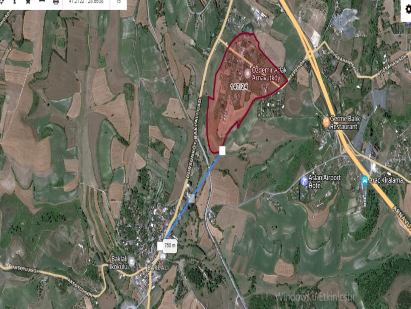 Arnavutköy Baklalıda Satılık Müstakil Ev , Merkezde Yapı Kayıt Belgeli Arsası 352 m2 