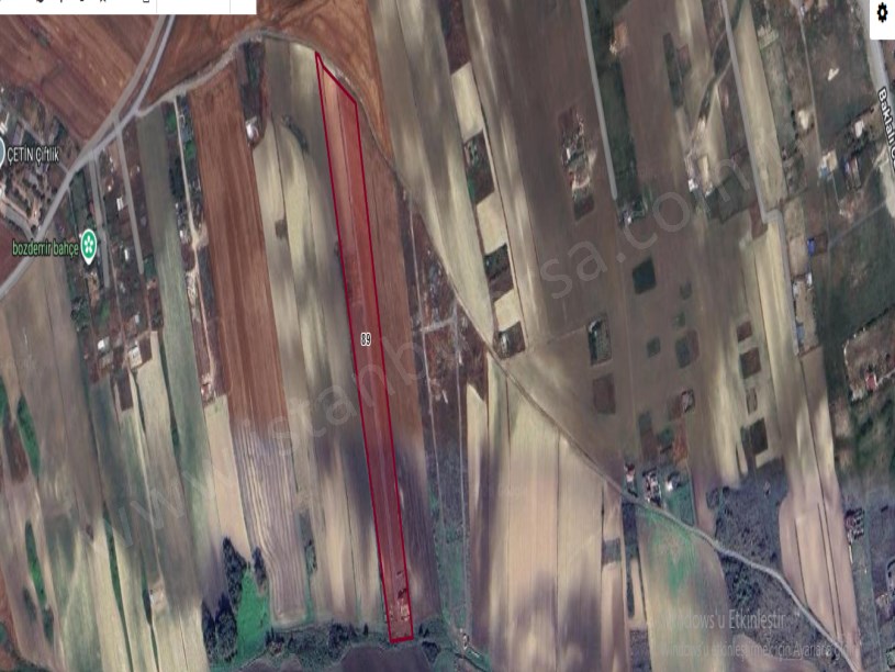 Arnavutköy Haraççıda Satılık Arsa , 500 m2 Yolu Var Hisseli 