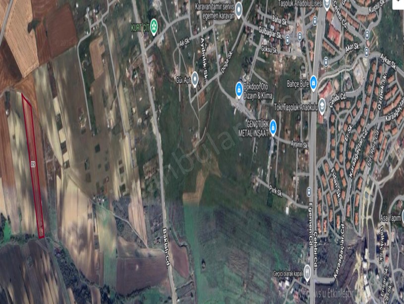 Arnavutköy Haraççıda Satılık Arsa , 500 m2 Yolu Var Hisseli 