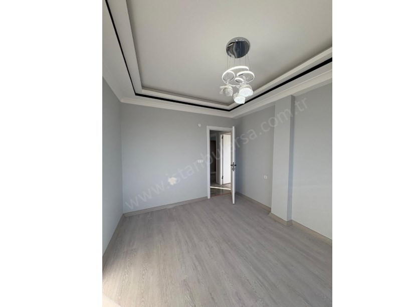 Arnavutköy Merkez Mh Satılık Daire , 2+1 Sıfır Lüks Site İçinde 