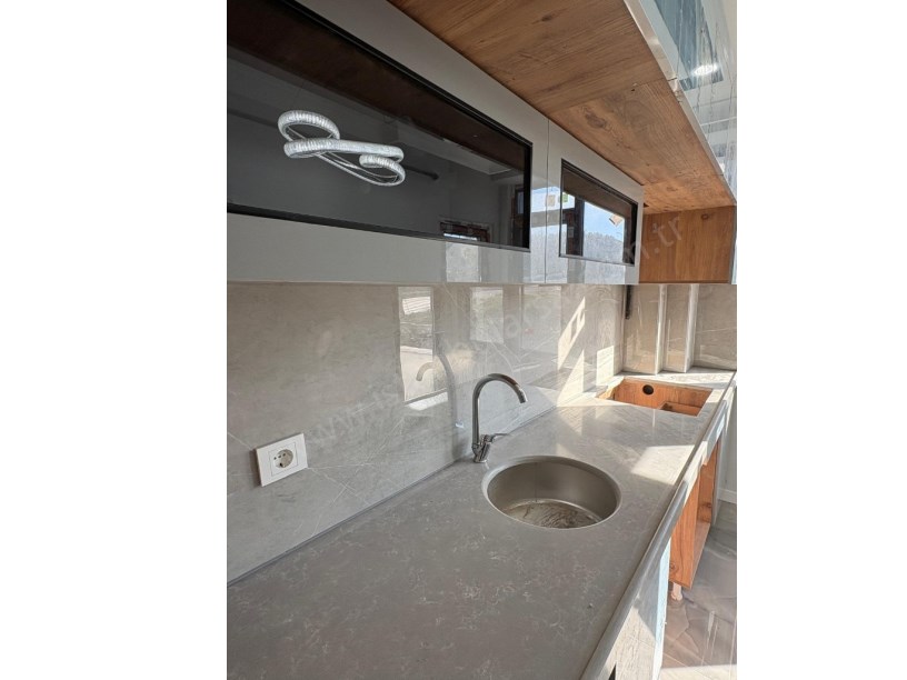 Arnavutköy Merkez Mh Satılık Daire , 2+1 Sıfır Lüks Site İçinde 