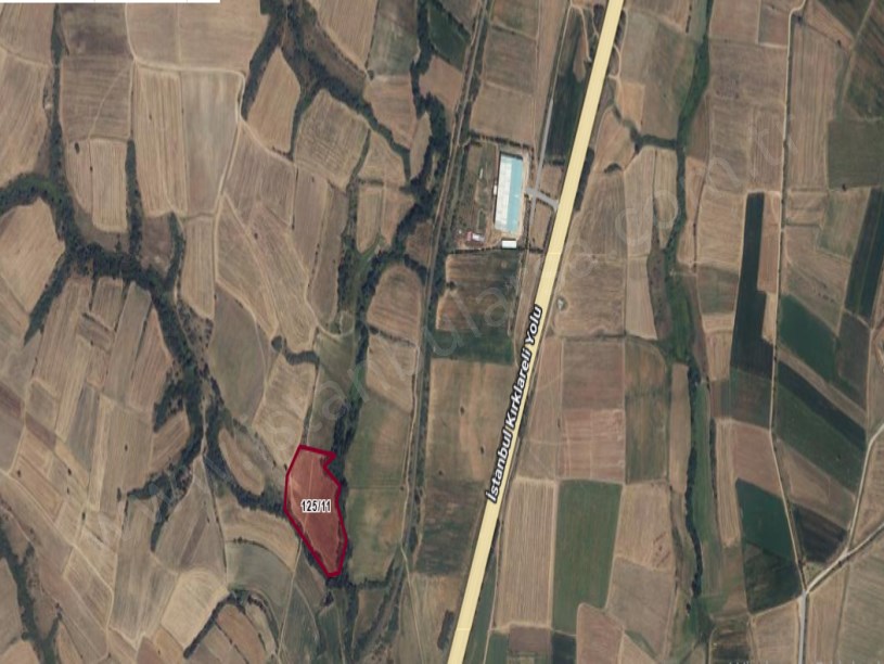 Kırklareli Babaeski Taşağıl Köyünde Satılık Arsa , 1,722 m2 Yolu Var Hisseli 