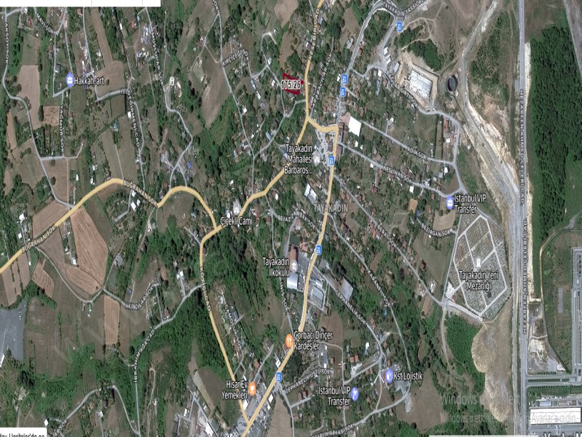 Arnavutköy Tayakadın Satılık Arsa , 587 M2 Merkezde İçerisinde Bahçeli Ev var