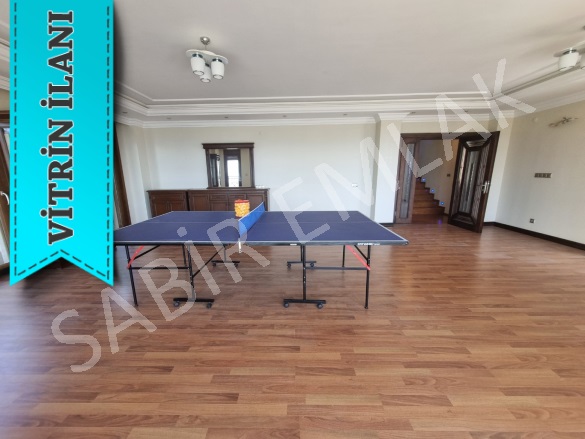 Tepe Mah. Alanya Kiralık Villa |  7+2 Oda | 450M2 Aylık 1.500€ | Villa | Güneş Enerjisi | 5 Banyo Resim-5