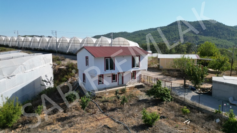 İmamlı Mah. Alanya Acil Satılık Müstakil Ev |  3+1 Oda | 2000M2 6.250.000Tl | Müstakil | Klima | 2 Banyo | 3 Yatak Odası Resim-1