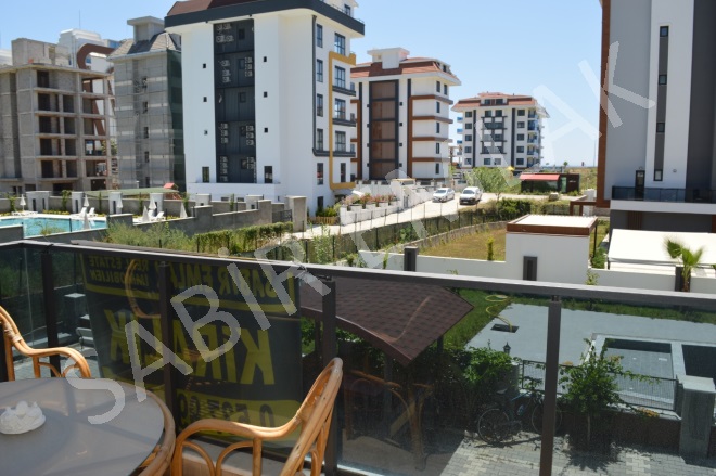 Kestel Mah. Alanya Kiralık Daire |  3+1 Oda | 150M2 Aylık 1.200€ Eşyalı  | Bahçe Dubleksi | Klima | 2 Banyo | 3 Yatak Odası Resim-4