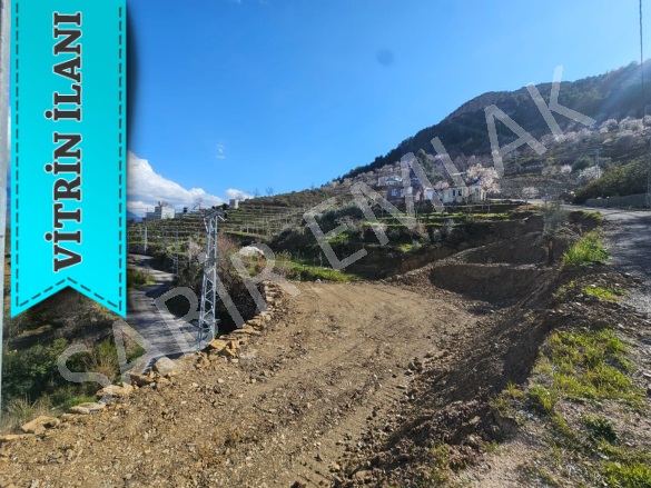 Fakırcalı Mah. Alanya Satılık Tarla |  657M2 1.350.000Tl İmarlı  Resim-2