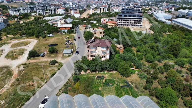 Alanya Satılık Arsa Ruhsatlı 1 004 M2 Yola Sıfır Oba Mah