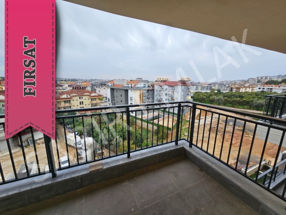 Oba Mah. Alanya Satılık Daire |  2+1 Oda | 100M2 5.250.000Tl | Çatı Dubleksi | Klima | 1 Banyo | 2 Yatak Odası Resim-3