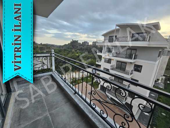 Alanya Oba Satılık Daire 3+1 Dubleks Site içersinde Mah