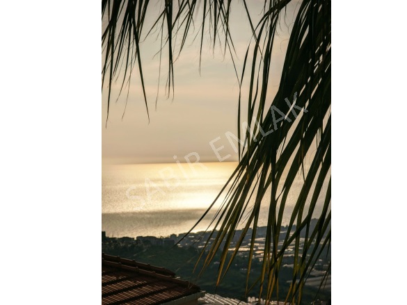 Kargıcak Mah. Alanya Satılık Villa |  3+1 Oda | 400M2 210.000€ | Villa | Klima Resim-4