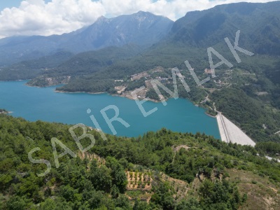 Alanya Akçatıda Satılık Tarla Yatırımlık Tek Tapu Akçatı Mah