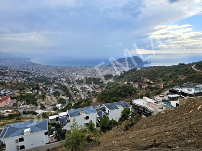 Alanya Satılık Arsa İmarlı Tepede Kale Ve Deniz Manzaralı Tepe Mah