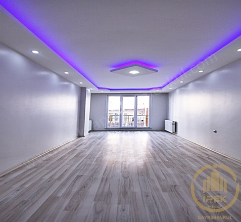 Mehterçeşme Mah. Esenyurt Satılık Daire |  2+1 Oda | 135M2 1.899.999Tl  Krediye Uygun  | 2. Kat | Doğalgaz(Kombi) | 2 Banyo | 2 Yatak Odası Resim-1