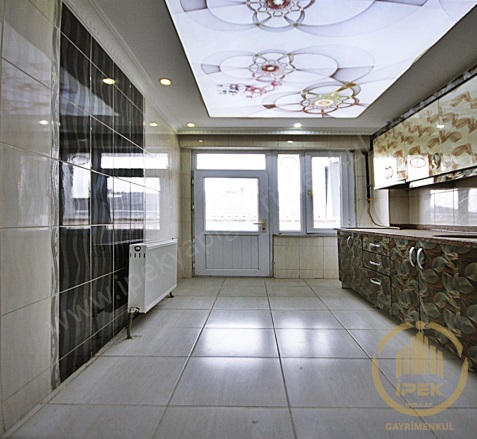 Mehterçeşme Mah. Esenyurt Satılık Daire |  2+1 Oda | 135M2 1.899.999Tl  Krediye Uygun  | 2. Kat | Doğalgaz(Kombi) | 2 Banyo | 2 Yatak Odası Resim-4