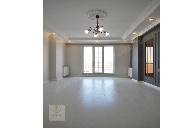 Güzelyurt Mah. Esenyurt Satılık Daire |  3+1 Oda | 130M2 950.000Tl  Krediye Uygun  | 4. Kat | Doğalgaz(Kombi) | 1 Banyo | 1 Yatak Odası Resim-2