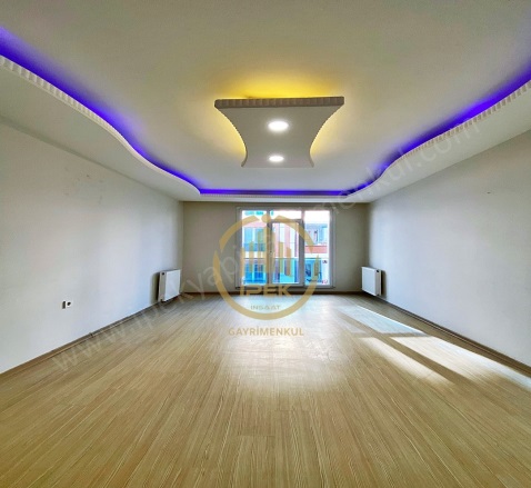 Balıkyolu Mah. Esenyurt Satılık Daire |  2+1 Oda | 115M2 2.135.000Tl  Krediye Uygun  | 3. Kat | Doğalgaz(Kombi) | 1 Banyo | 2 Yatak Odası Resim-1