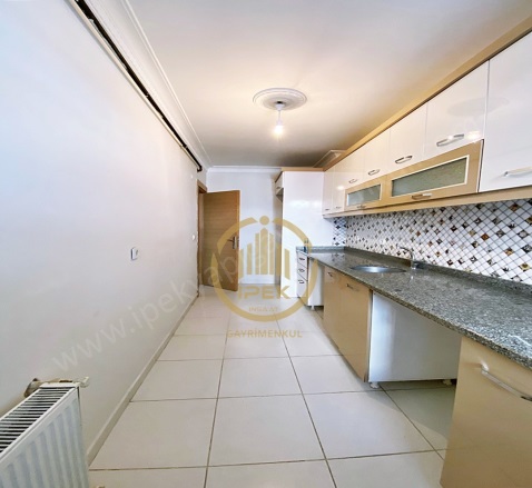 Balıkyolu Mah. Esenyurt Satılık Daire |  2+1 Oda | 115M2 2.135.000Tl  Krediye Uygun  | 3. Kat | Doğalgaz(Kombi) | 1 Banyo | 2 Yatak Odası Resim-4