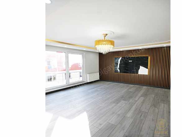 Beylikdüzü Metrobüse 5 Meydana 2 Dk Yürüme Site içi 2+1 Arakat Satılık Daire Esenyurt Güzelyurt Mah