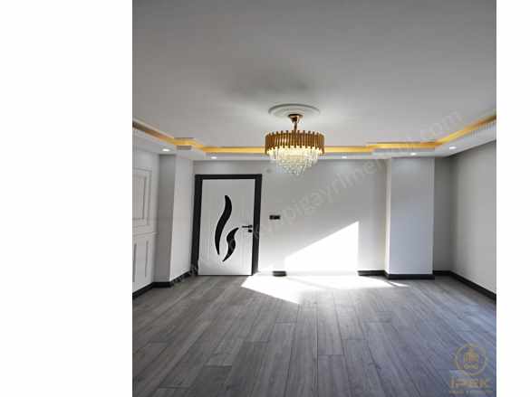 Beylikdüzü Metrobüse 5 Meydana 2 Dk Yürüme Site içi 2+1 Arakat Satılık Daire Esenyurt Güzelyurt Mah