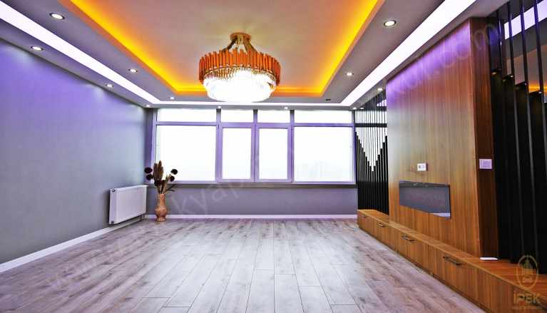 Beylikdüzü ipekten Site içerisinde Cumhuriyette 2+1 Arakat ! Satılık Daire Esenyurt Güzelyurt Mah