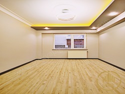 Esenyurt Güzelyurt Mah. Satılık Daire 2+1 120 M2 | 2. Kat | Doğalgaz(Kombi) | 2 Banyo | 2 Yatak Odası