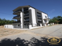 Büyükçekmece Güzelce Mah. Satılık Villa 3+2 385 M2 | Doğalgaz(Kombi) | 3 Banyo | 3 Yatak Odası