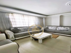 Esenyurt Üçevler Mah. Satılık Daire 2+1 120 M2 | 3. Kat | Doğalgaz(Kombi) | 1 Banyo | 2 Yatak Odası