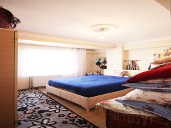 Esenyurt Güzelyurt Mah. Satılık Daire 3+1 150 M2 | 4. Kat | Doğalgaz(Kombi) | 1 Banyo | 3 Yatak Odası