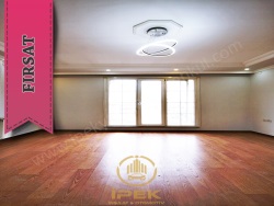 Esenyurt Güzelyurt Mah. Satılık Bina 2+1 120 M2 | 2. Kat | Doğalgaz(Kombi) | 1 Banyo | 2 Yatak Odası