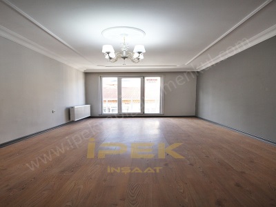 Beylikdüzü İpek İnşaattan Merkezi Konumda Cadde Üzeri Geniş Kullanıma Sahip Şık Görselli Miz 2+1 Satılık Daire Esenyurt Güzelyurt Mah
