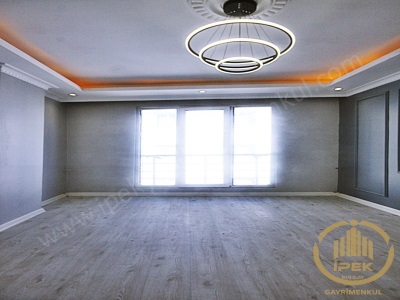 Beylikdüzü İpekten Metro Ve Meydana Yürüme Full Kredi Acil 2+1! Satılık Daire Esenyurt Güzelyurt Mah