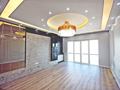 Beylikdüzü İpekten Site İçerisinde Panoramik Manzaralı 2+1 Balkonlu Arakat Satılık Daire Esenyurt Cumhuriyet Mah