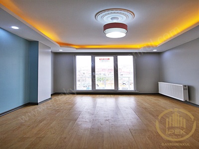 İpek İnşaattan Metrobüse Meydana Yakın Full Kredi 2+1 Satılık Daire Esenyurt Piri Reis Mah