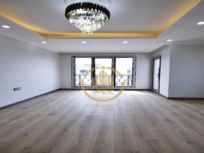 Beylikdüzü İpekten Merkezde Yatırımlık & Oturumluk Sıfır 3+1 Satılık Daire Cumhuriyet Mah