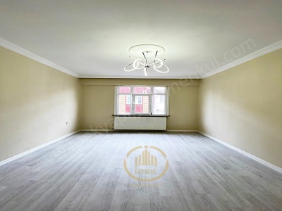 Ahçekatı Fiyatına Bu Haftaya Özel 110M2 Balkonlu 2+1 Fırsat Arakat ! Satılık Daire Esenyurt İstiklal Mah