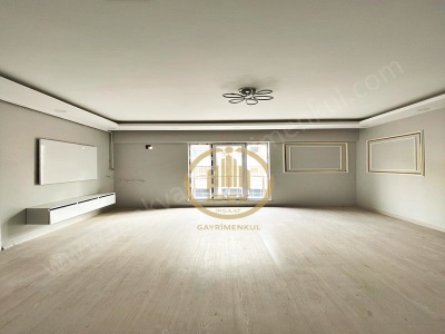 Beylikdüzü Meydana E 5 Ve Metrobüse Yürüme Mesfesinde 2+1 Arakat ! Satılık Daire Esenyurt Mehterçeşme Mah