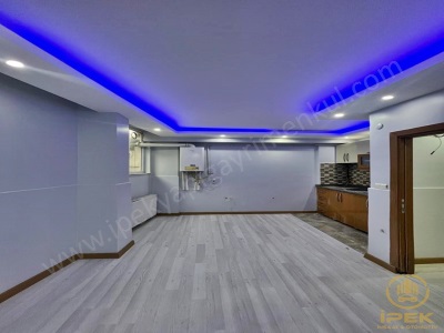 Beylikdüzü İpekten Fırsattt Metrobüse Yürüme Mesafesinde 2+1 Bahçe Katıı !! 2 5+1 Satılık Daire Esenyurt Güzelyurt Mah