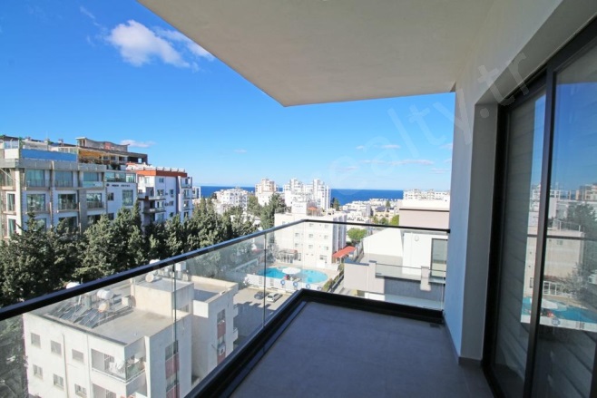 Merkez Girne (Kyrenıa) Günlük Kiralık Daire |  2+1 Oda | 90M2 Günlük 80£ Eşyalı  | 4. Kat | Klima | 1 Banyo | 2 Yatak Odası Resim-4