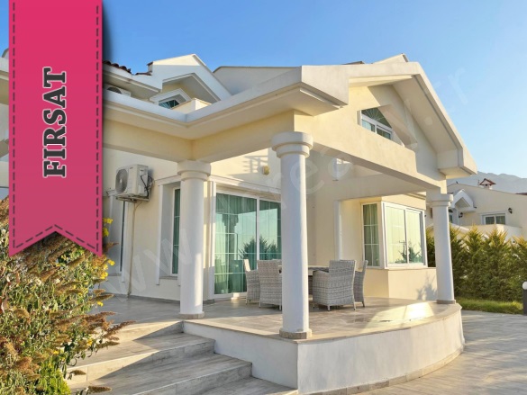 Alsancak Girne (Kyrenıa) Satılık Villa |  3+1 Oda | 195M2 400.000£  Krediye Uygun  Eşyalı  | Dubleks | Klima | 3 Banyo | 3 Yatak Odası Resim-1