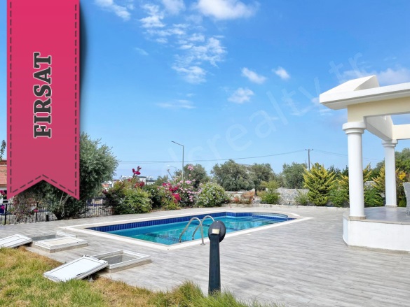 Alsancak Girne (Kyrenıa) Satılık Villa |  3+1 Oda | 195M2 400.000£  Krediye Uygun  Eşyalı  | Dubleks | Klima | 3 Banyo | 3 Yatak Odası Resim-2