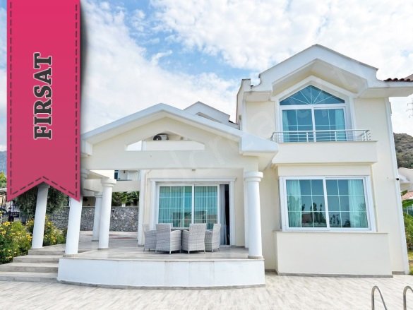 Alsancak Girne (Kyrenıa) Satılık Villa |  3+1 Oda | 195M2 400.000£  Krediye Uygun  Eşyalı  | Dubleks | Klima | 3 Banyo | 3 Yatak Odası Resim-5