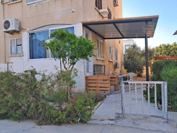 Metehan Metehan Satılık Daire |  3+1 Oda | 120M2 87.000£  Krediye Uygun  Eşyalı  | Zemin Kat | Klima | 3 Banyo | 3 Yatak Odası Resim-4