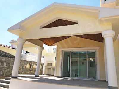 Haus Kaufen In  Zypern, Girne (Kyrenia), Zentrum, Alsancak , 3+1 Zimmer, 170 m2