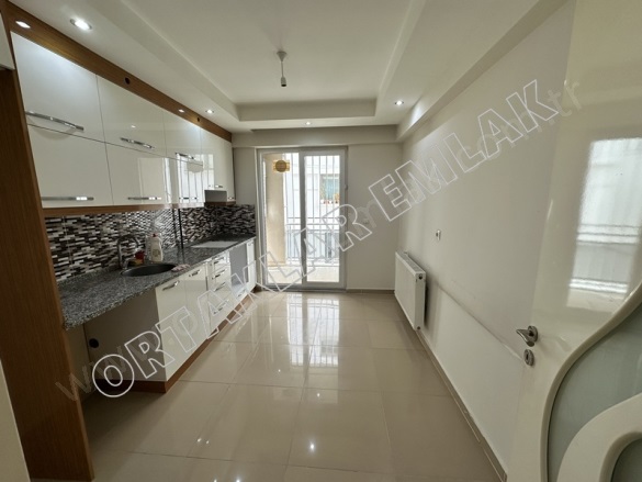 Hacıkaplanlar Mah. Pamukkale Kiralık Daire |  2+1 Oda | 95M2 Aylık 18.000Tl | 1. Kat | Doğalgaz(Kombi) | 1 Banyo Resim-2