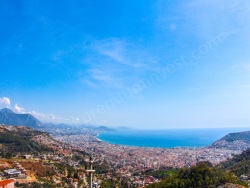 Alanya Tepe Mahallesi. Satılık Villa 4+2 1024 M2 | Villa | Klima | 4 Banyo | 4 Yatak Odası