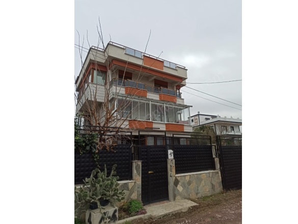 Köyiçi Mah-Akköy Köyü. Termal Satılık Villa |  5+2 Oda | 255M2 5.500.000Tl  Krediye Uygun  | Villa Ve Müstakil | Doğalgaz(Kombi) | 3 Banyo | 5 Yatak Odası Resim-1