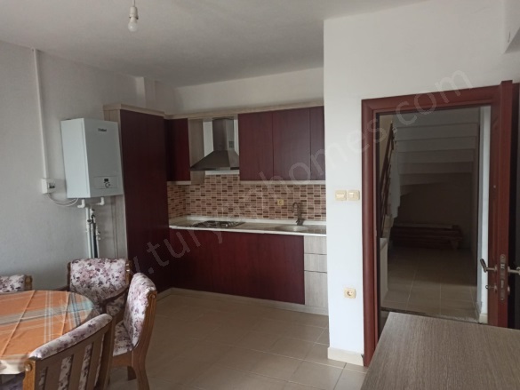 Köyiçi Mah-Akköy Köyü. Termal Satılık Villa |  5+2 Oda | 255M2 5.500.000Tl  Krediye Uygun  | Villa Ve Müstakil | Doğalgaz(Kombi) | 3 Banyo | 5 Yatak Odası Resim-5