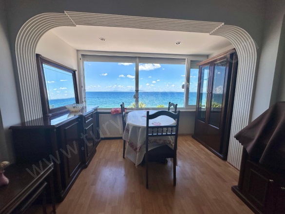 Sahil Mah. Çiftlikköy Kiralık Daire |  2+1 Oda | 80M2 Aylık 19.500Tl Eşyalı  | 4. Kat | Doğalgaz(Kombi) | 1 Banyo | 2 Yatak Odası Resim-1